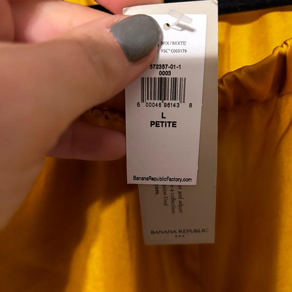 NWT mustard Silky Wide Leg Oull on pants Large Petite - Picture 5 of 6